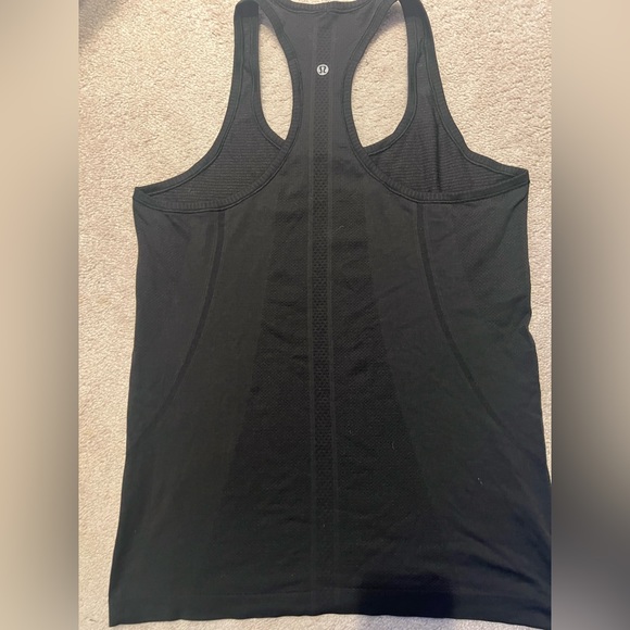 Lululemon Tech Swiftly Racerback - Picture 5 of 5